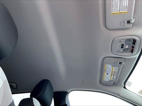 Used 2024 Chevrolet Trax LS w/ LS Convenience Package FWD image 22