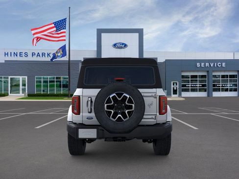 New 2024 Ford Bronco Outer Banks image 5