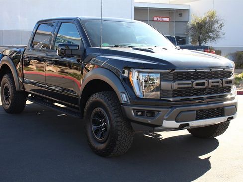 Certified 2022 Ford F150 Raptor w/ Equipment Group 801A High image 11