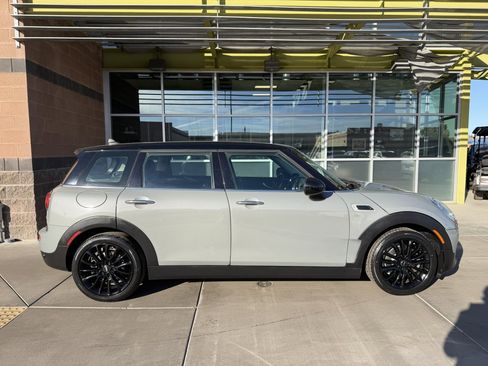 Used 2018 MINI Cooper Clubman image 9