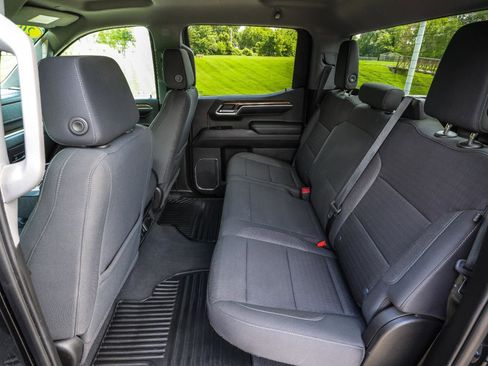 Used 2022 Chevrolet Silverado 1500 LT w/ LPO, Dark Essentials Package RWD image 34