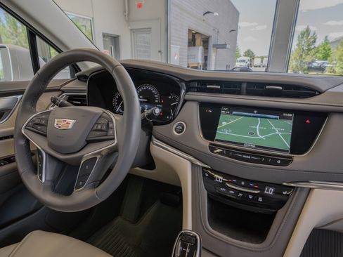 Used 2019 Cadillac XT5 Luxury AWD/4WD image 19