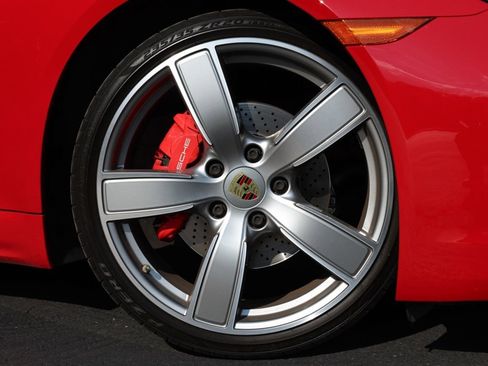 Used 2019 Porsche 718 Cayman S image 10