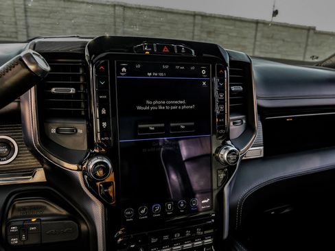 Used 2020 RAM 2500 Limited AWD/4WD image 38