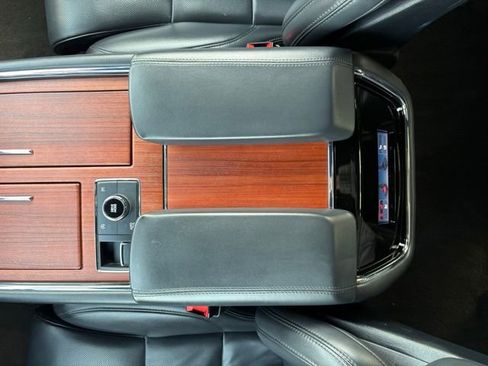 Used 2024 Lincoln Navigator L 4WD image 26