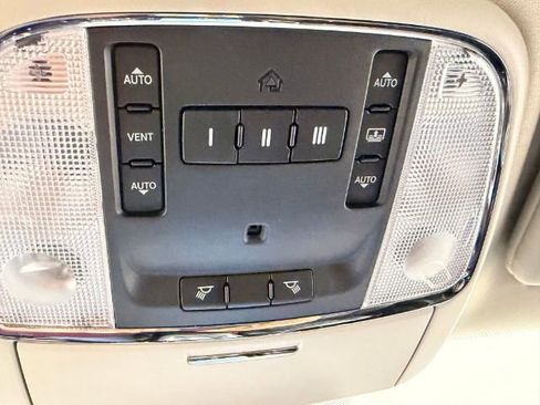 Used 2013 Jeep Grand Cherokee Altitude image 38