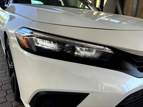 Used 2023 Honda Civic Sport image 30