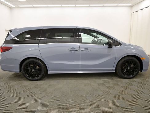 Certified 2025 Honda Odyssey Sport-L image 9