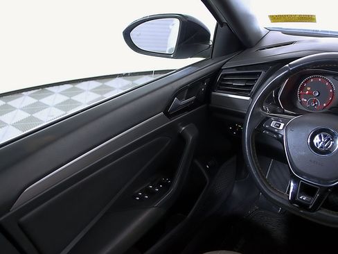 Used 2019 Volkswagen Jetta R-Line image 19