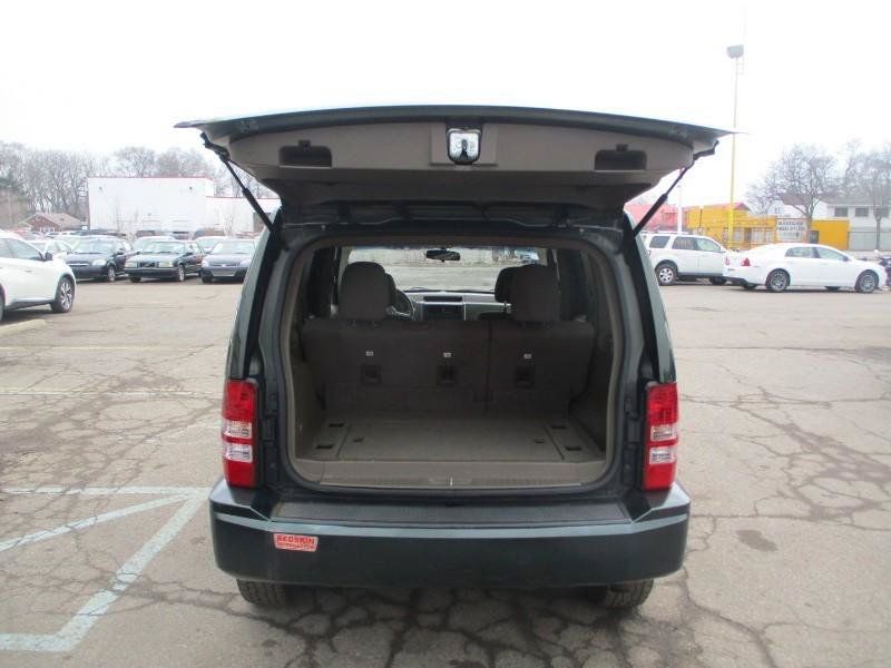 Used 2011 Jeep Liberty Sport w/ Popular Equipment Group AWD/4WD image 6