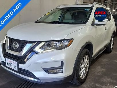 Used 2018 Nissan Rogue SV w/ Sun & Sound Touring Package