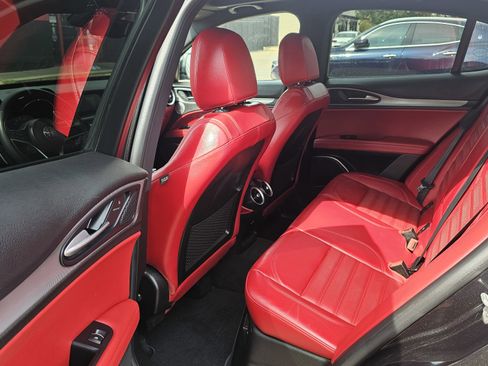 Used 2019 Alfa Romeo Stelvio Ti Sport w/ Quick Order Package 22S Sport image 22