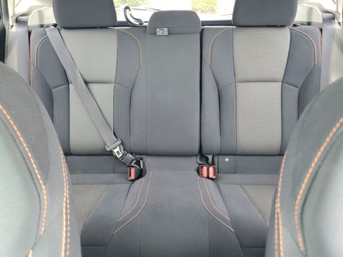Used 2019 Subaru Crosstrek 2.0i Premium w/ Moonroof Package AWD/4WD image 19