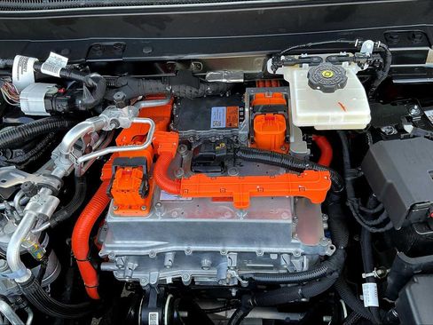 New 2025 Chevrolet Blazer EV RS AWD/4WD image 17