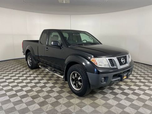 Used 2015 Nissan Frontier S RWD image 16
