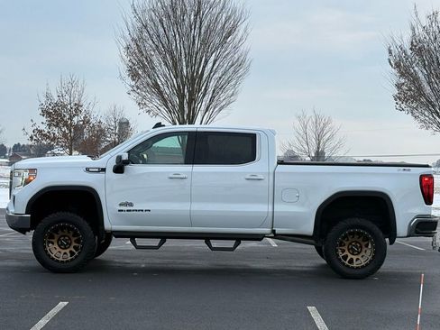 Used 2021 GMC Sierra 1500 SLE image 4