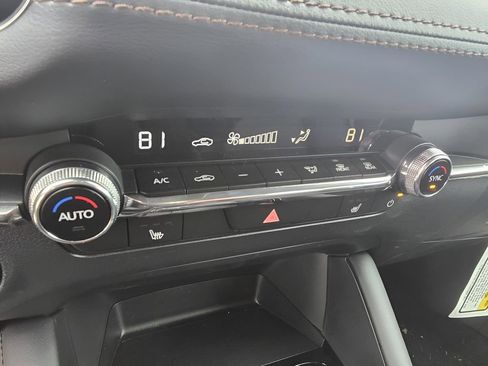 Used 2025 MAZDA MAZDA3 s image 20