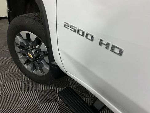 Used 2024 Chevrolet Silverado 2500 Custom w/ Custom Value Package AWD/4WD image 42