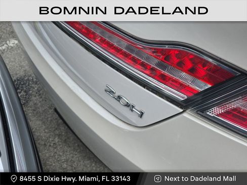 Used 2017 Lincoln MKZ Premiere image 5