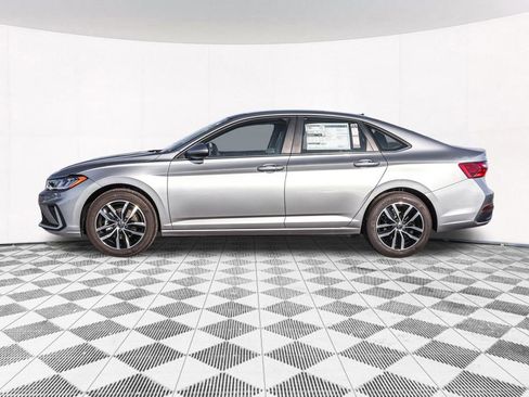 New 2026 Volkswagen Jetta SE FWD image 19