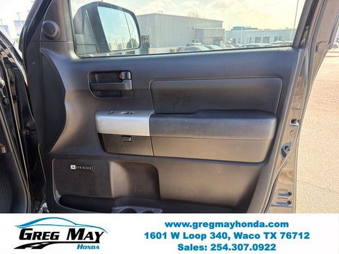 Used 2021 Toyota Sequoia TRD Pro AWD/4WD image 33