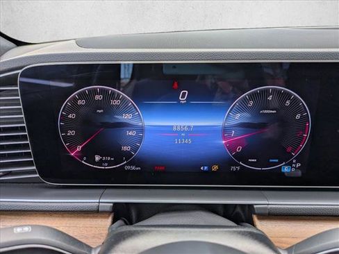 Used 2025 Mercedes-Benz GLE 350 4MATIC image 10