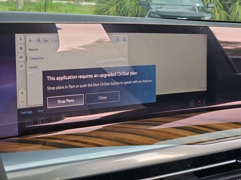Certified 2025 Cadillac Escalade Sport Platinum AWD/4WD image 17
