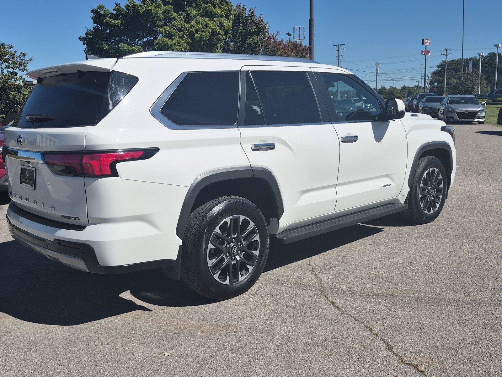 Used 2025 Toyota Sequoia Limited AWD/4WD image 5