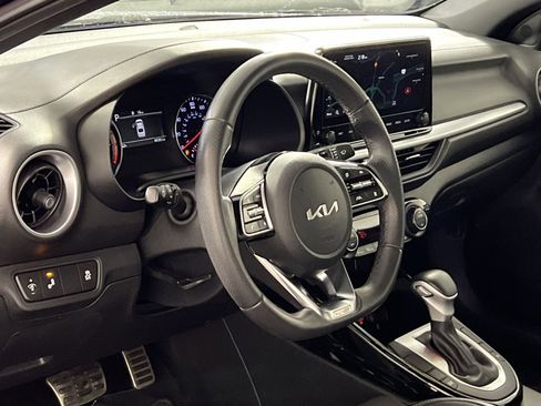 Used 2024 Kia Forte GT-Line image 16