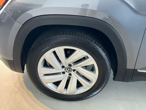 Certified 2021 Volkswagen Atlas SEL image 8