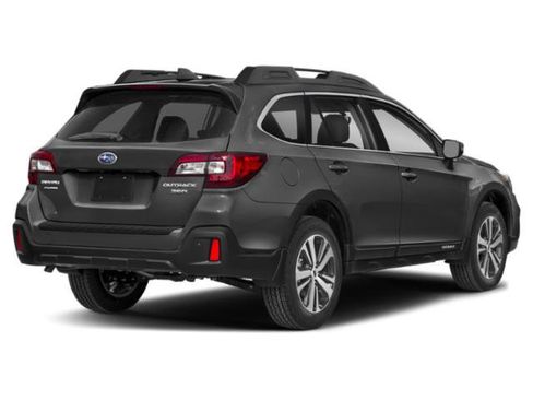 Used 2018 Subaru Outback 3.6R Limited AWD/4WD image 2