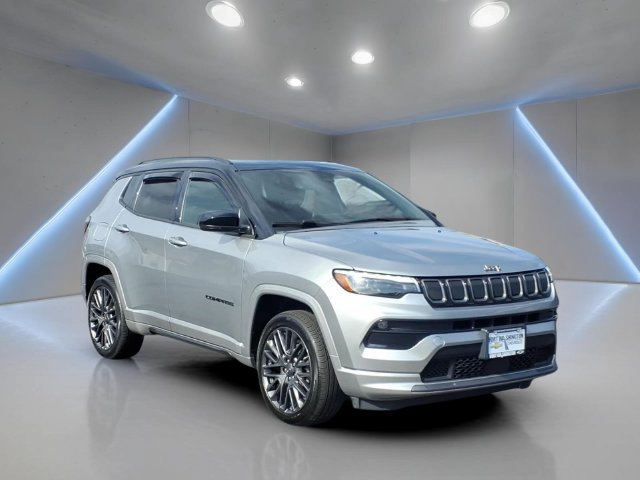 Used 2022 Jeep Compass High Altitude AWD/4WD image 1