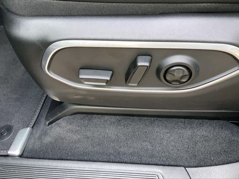 New 2026 Jeep Grand Wagoneer Limited AWD/4WD image 16