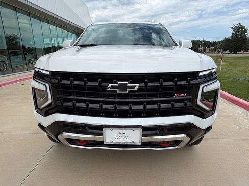 Used 2025 Chevrolet Tahoe Z71 w/ Z71 Off-Road Package AWD/4WD image 10