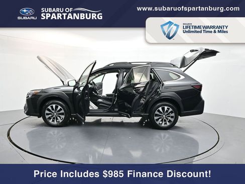 Used 2023 Subaru Outback Limited image 36