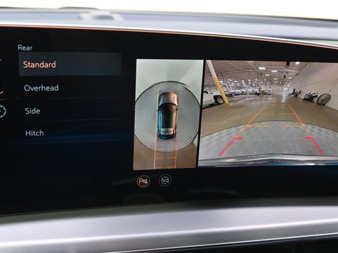 New 2025 Cadillac Lyriq Luxury image 28