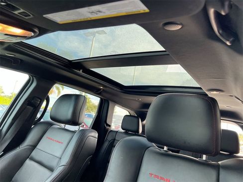 Used 2021 Jeep Grand Cherokee Trailhawk w/ Trailhawk Luxury Group image 19