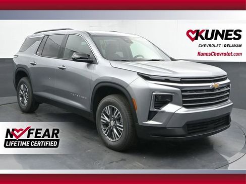 New 2026 Chevrolet Traverse LT w/ LPO, Floor Liner Package image 1