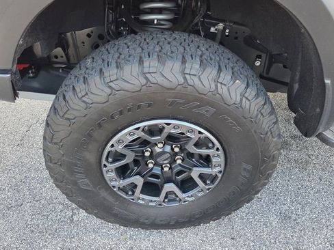 Used 2024 Ford F150 Raptor w/ Equipment Group 803A Raptor R AWD/4WD image 7