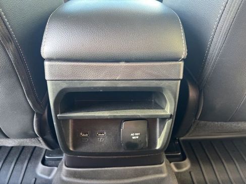 Used 2022 Ford Ranger Lariat w/ Tremor Off-Road Package image 18