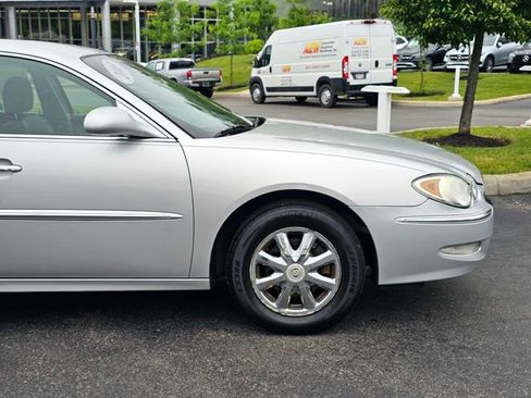 Used 2005 Buick LaCrosse CXL w/ Gold Convenience Package FWD image 5