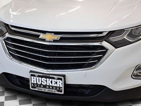 Used 2021 Chevrolet Equinox Premier AWD/4WD image 14