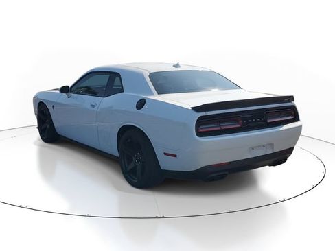 Used 2017 Dodge Challenger SRT Hellcat RWD image 3