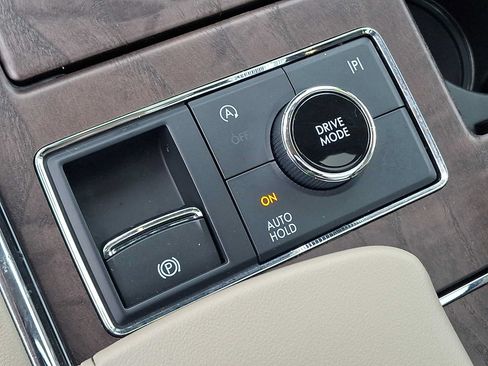 Used 2022 Lincoln Navigator Reserve AWD/4WD image 27