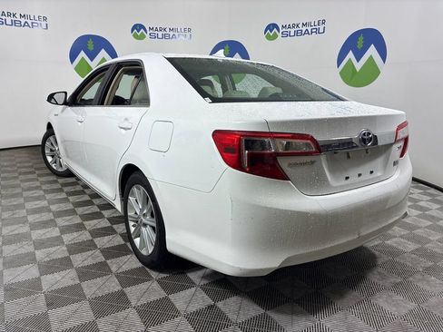 Used 2012 Toyota Camry XLE w/ Leather Pkg FWD image 7