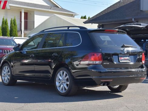 Used 2014 Volkswagen Jetta TDI image 2