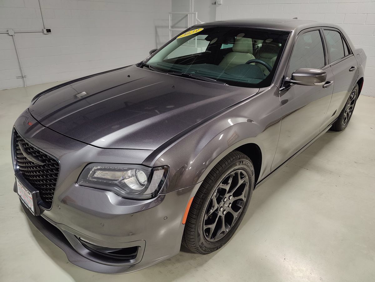 Used 2023 Chrysler 300 Touring L w/ Popular Equipment Group AWD/4WD image 20