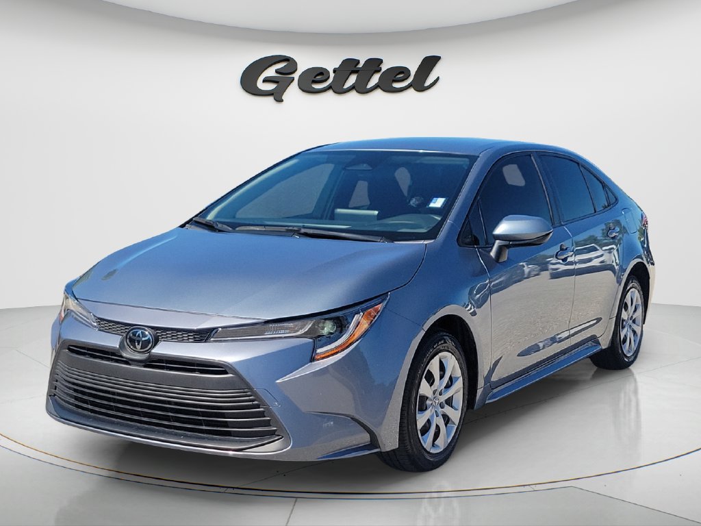 Certified 2023 Toyota Corolla LE FWD image 1