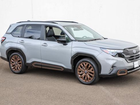 Used 2025 Subaru Forester Sport AWD/4WD image 1