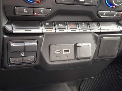 Used 2019 Chevrolet Silverado 1500 RST w/ All-Star Edition AWD/4WD image 23